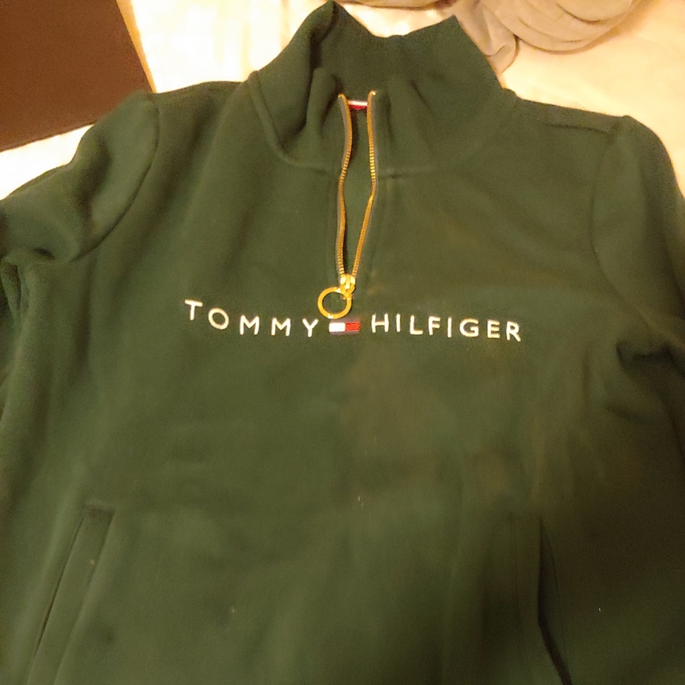 Tommy Hilfiger half zip sweatshirt